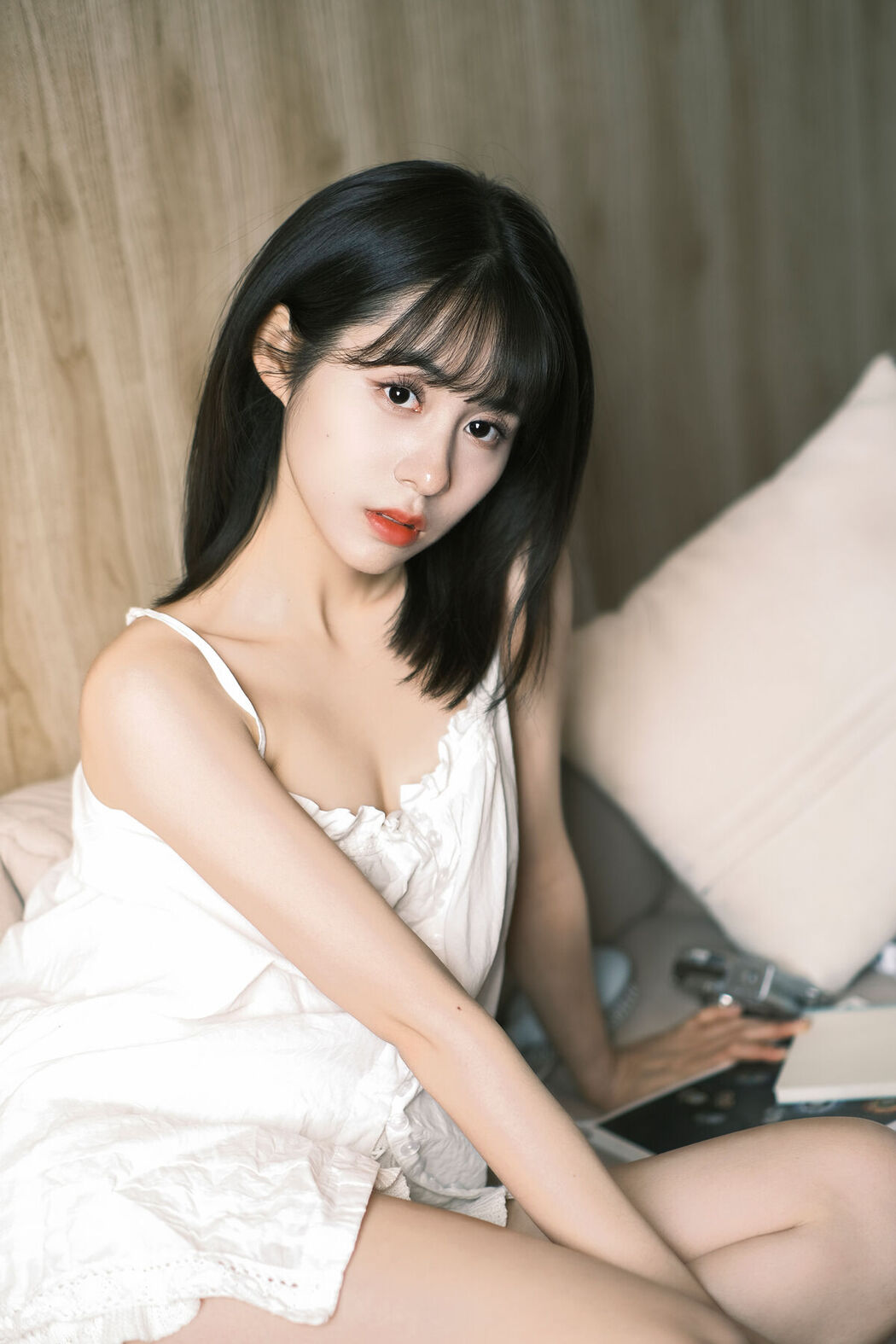 YiTuYu艺图语 Vol.8221 心怡 (22P)