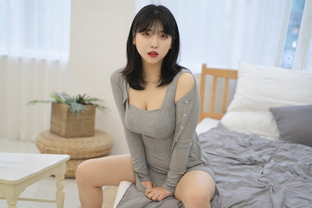 ROGLE Song Hana 송하나 – Leggings