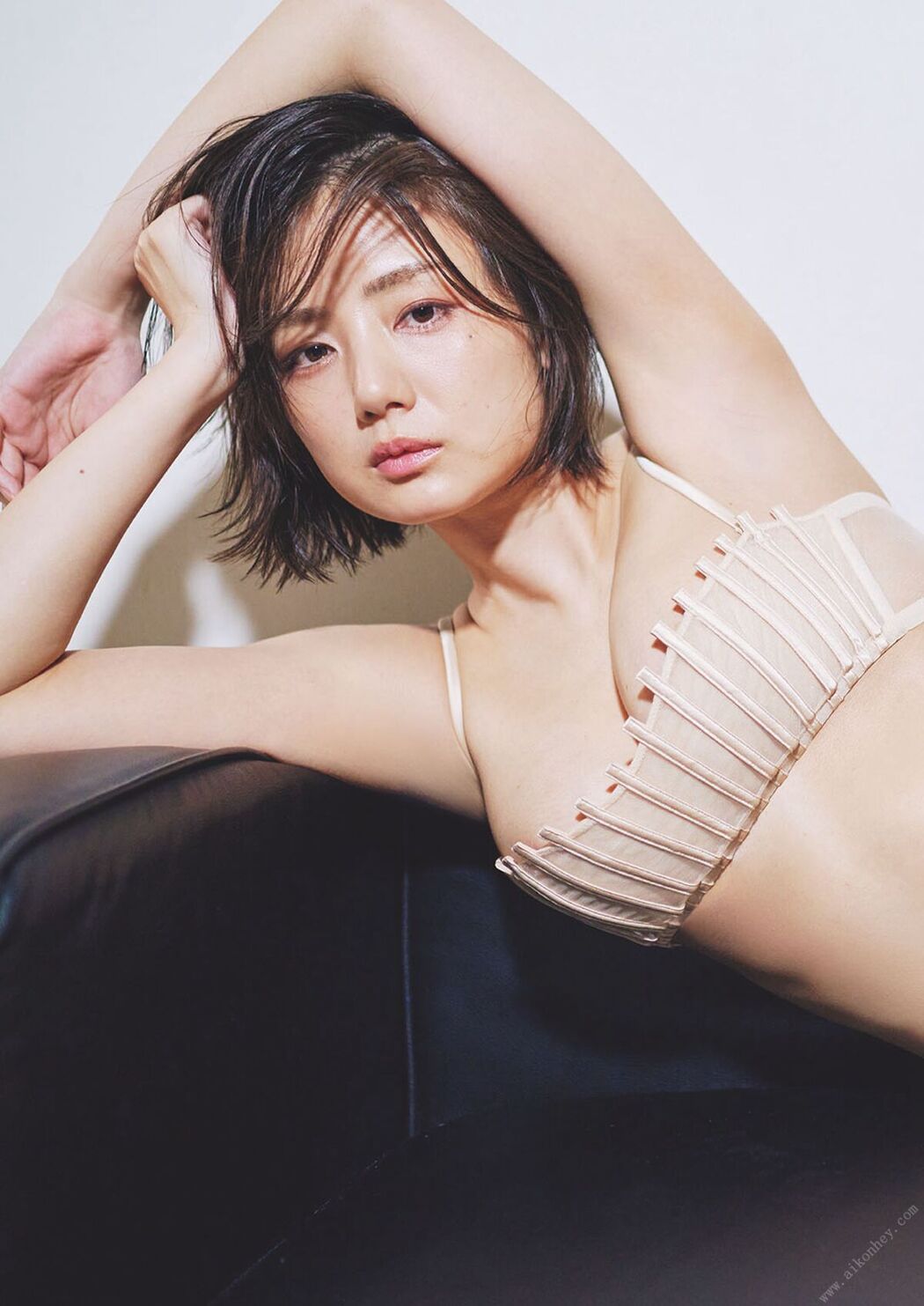 JP Moemi Katayama 片山萌美 &#8211; 街に生きる 週プレ PHOTO BOOK (65P)