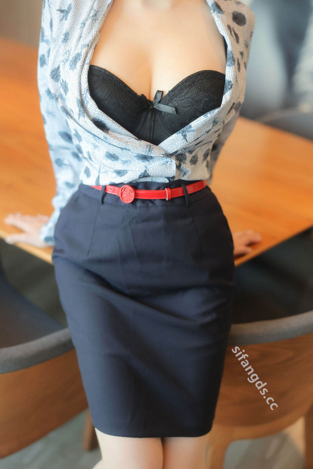 XR Uncensored Yuan Yuan 袁圆 &#8211; R18 秀人网模特 空姐 S (84P &#8211; 4V)