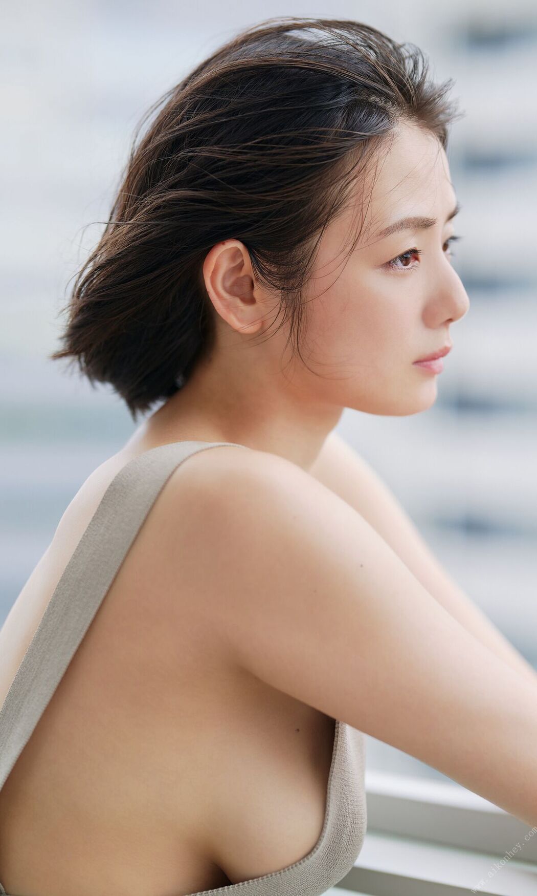 JP Moemi Katayama 片山萌美 &#8211; 街に生きる 週プレ PHOTO BOOK (65P)