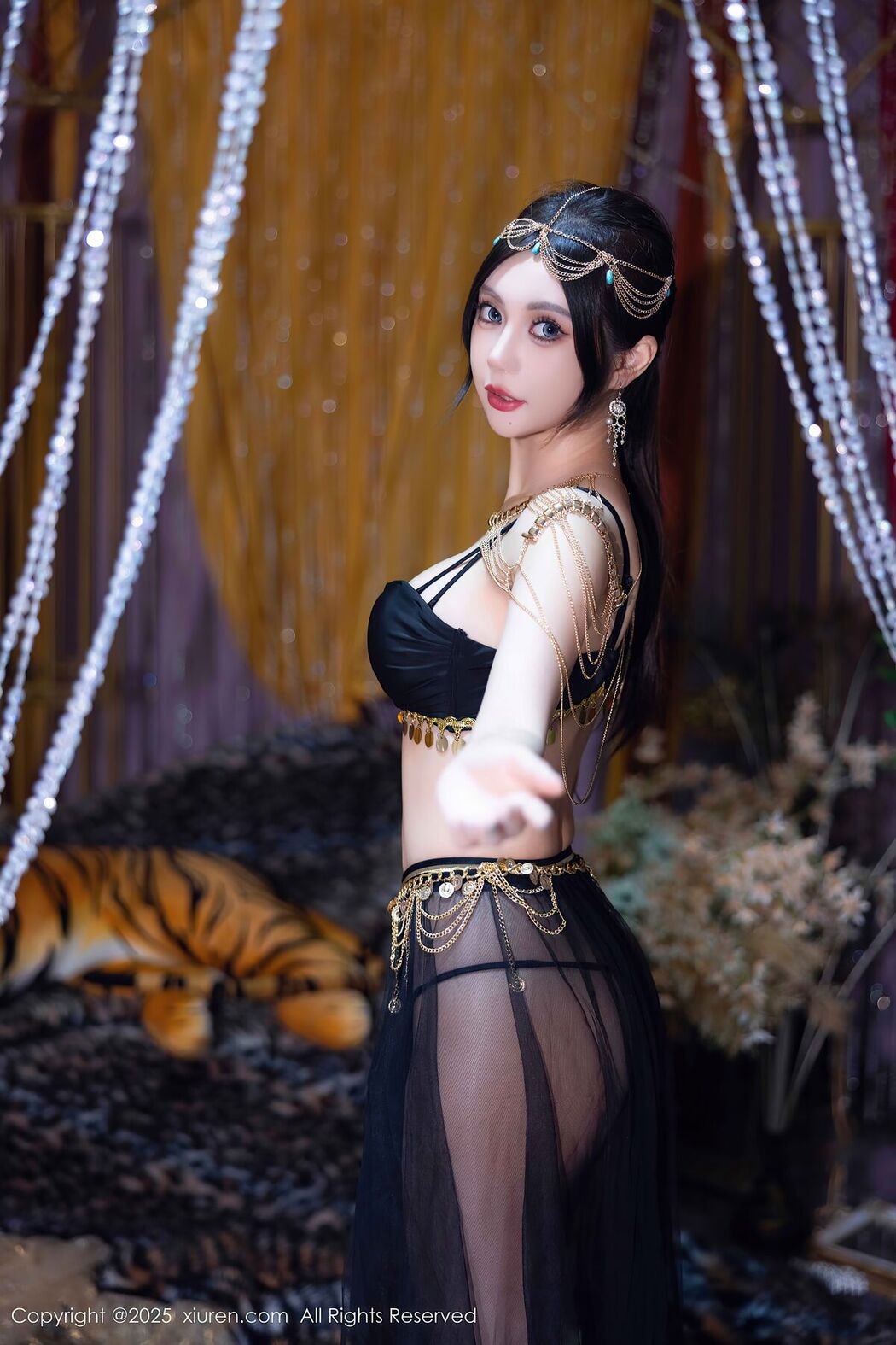 XiuRen秀人网 No.10018 绮里嘉ula (80P)