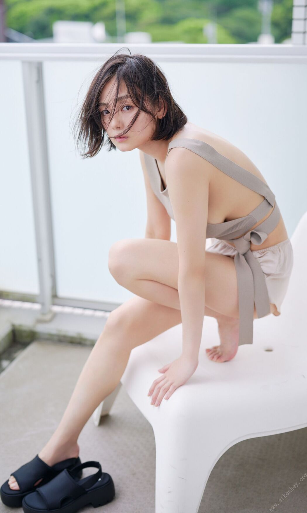 JP Moemi Katayama 片山萌美 &#8211; 街に生きる 週プレ PHOTO BOOK (65P)