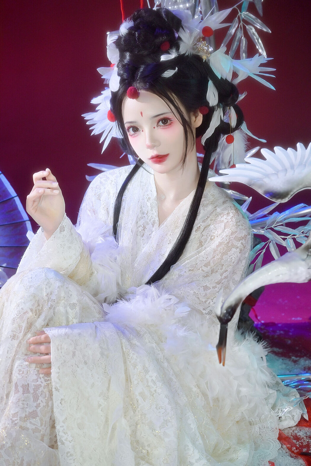 YiTuYu艺图语 Vol.8231 哩小莹 (25P)