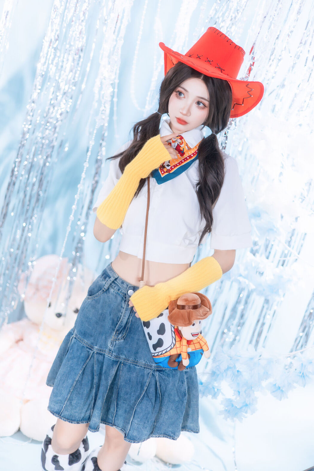 YiTuYu艺图语 Vol.8228 佚名 (22P)