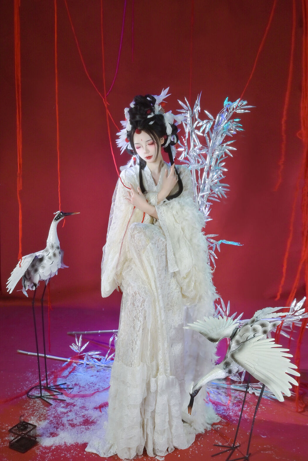 YiTuYu艺图语 Vol.8231 哩小莹 (25P)