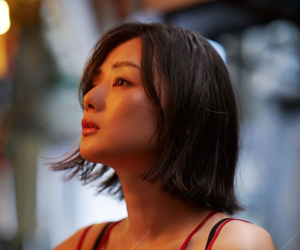 JP Moemi Katayama 片山萌美 &#8211; 街に生きる 週プレ PHOTO BOOK (65P)