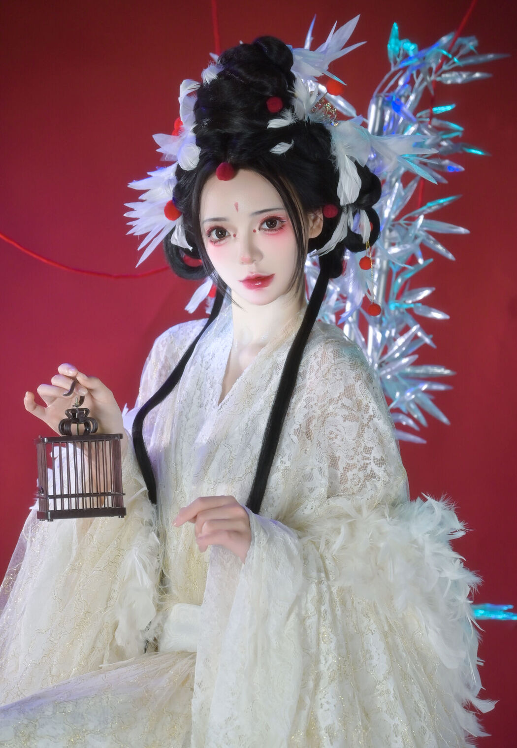 YiTuYu艺图语 Vol.8231 哩小莹 (25P)