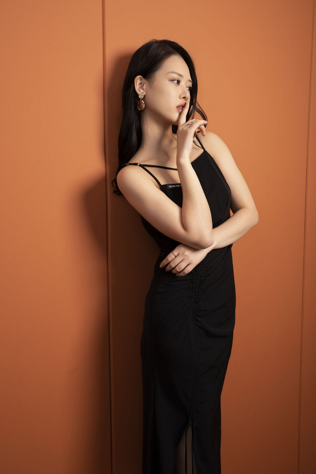 YiTuYu艺图语 Vol.8226 Chenaling_CL (25P)