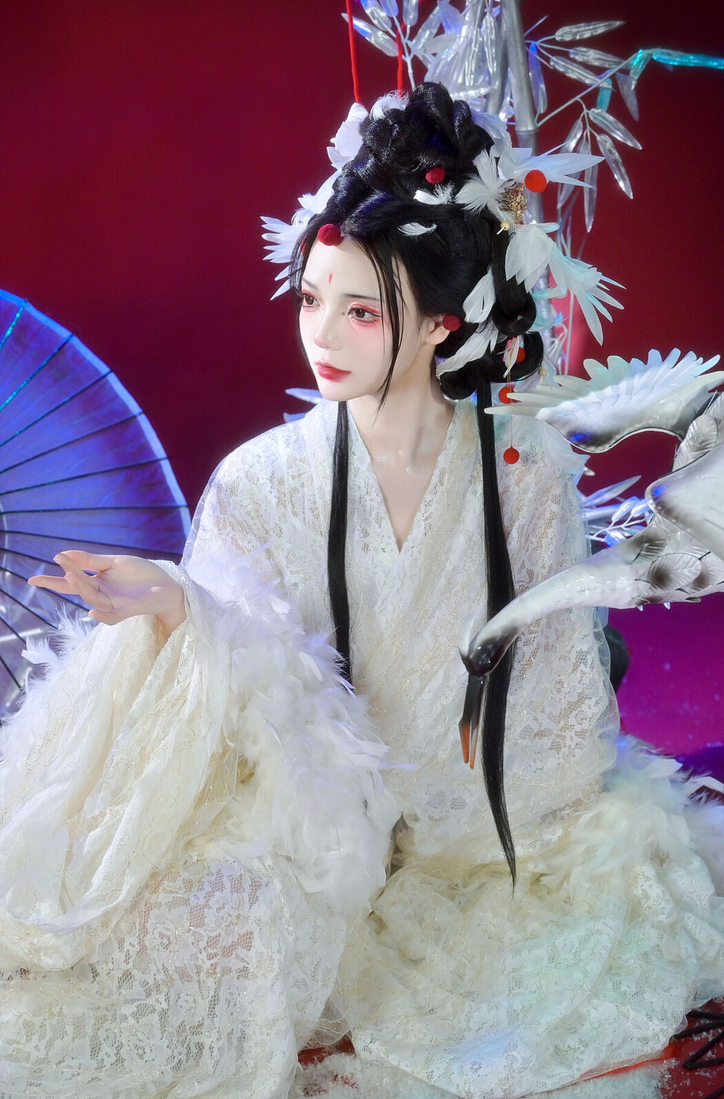 YiTuYu艺图语 Vol.8231 哩小莹 (25P)