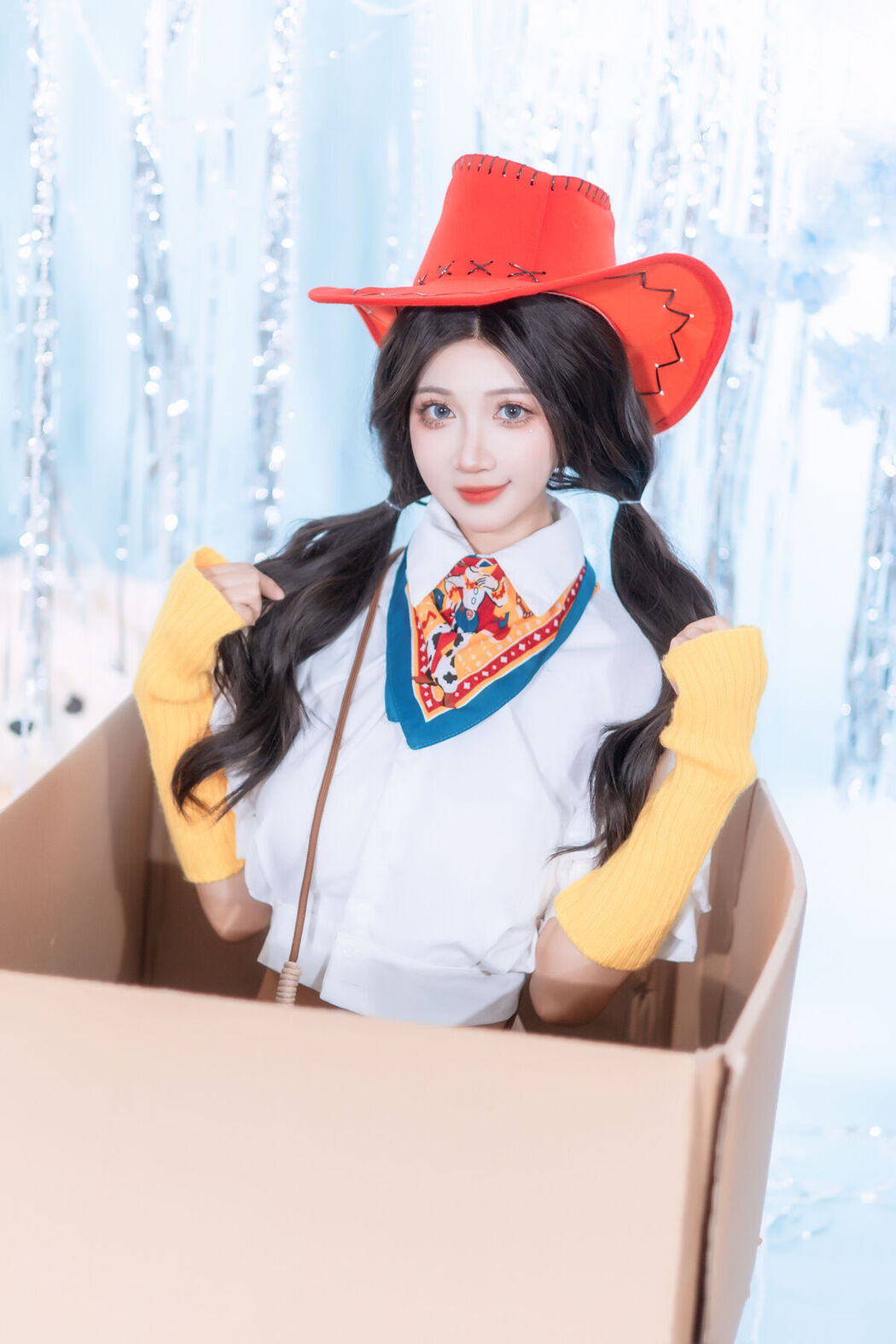 YiTuYu艺图语 Vol.8228 佚名 (22P)
