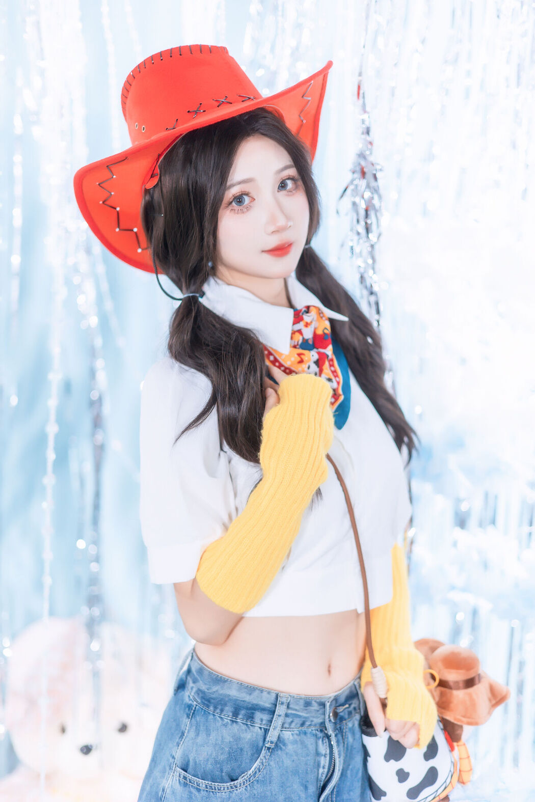 YiTuYu艺图语 Vol.8228 佚名 (22P)