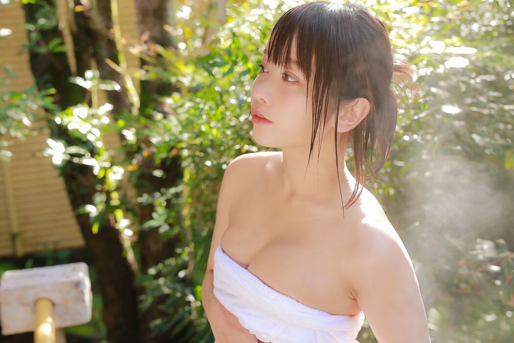 Coser@いくみ 193iKkyu3 &#8211; Ikumi いくみ Ikumi to Onsen いくみと温泉 Part1 (52P)