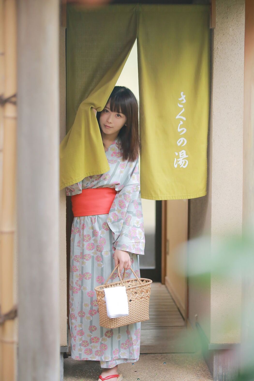 Coser@いくみ 193iKkyu3 &#8211; Ikumi いくみ Ikumi to Onsen いくみと温泉 Part2 (52P)