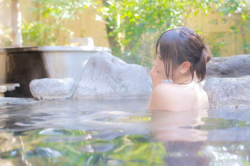 Coser@いくみ 193iKkyu3 &#8211; Ikumi いくみ Ikumi to Onsen いくみと温泉 Part2 (52P)