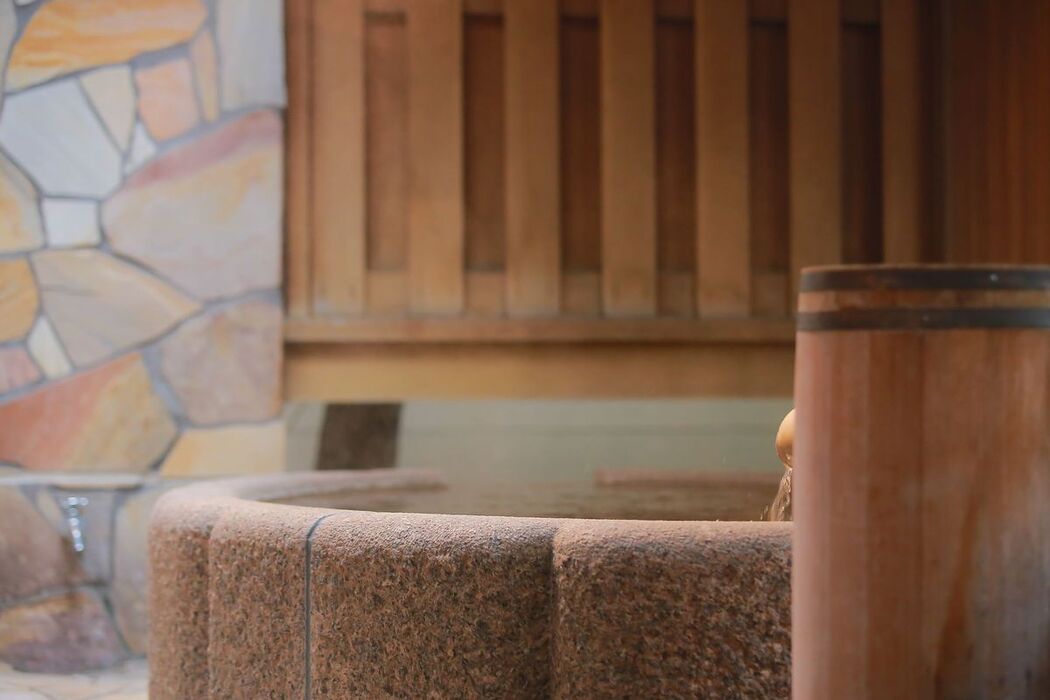 Coser@いくみ 193iKkyu3 &#8211; Ikumi いくみ Ikumi to Onsen いくみと温泉 Part3 (51P)