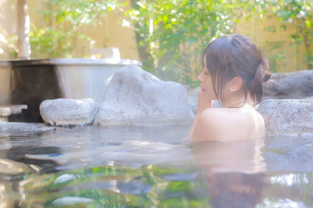 Coser@いくみ 193iKkyu3 &#8211; Ikumi いくみ Ikumi to Onsen いくみと温泉 Part2 (52P)