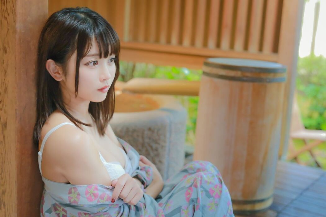 Coser@いくみ 193iKkyu3 &#8211; Ikumi いくみ Ikumi to Onsen いくみと温泉 Part3 (51P)