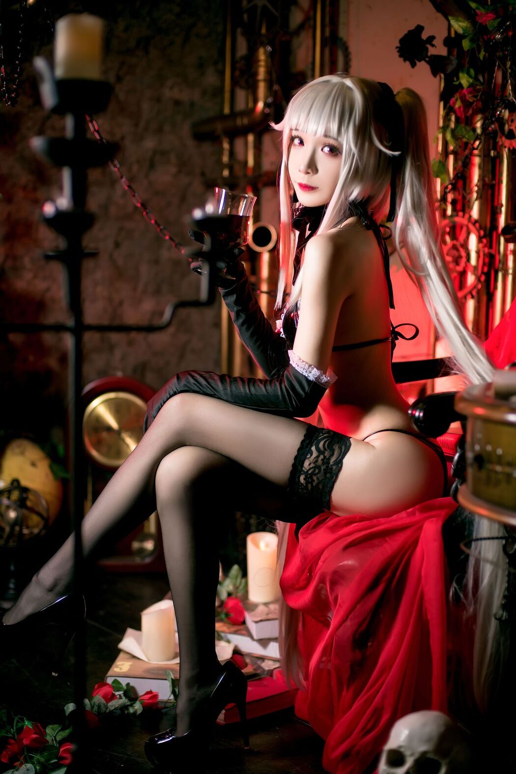 Coser@Tomoyo酱 &#8211; 雾枝礼服And水着 (31P)