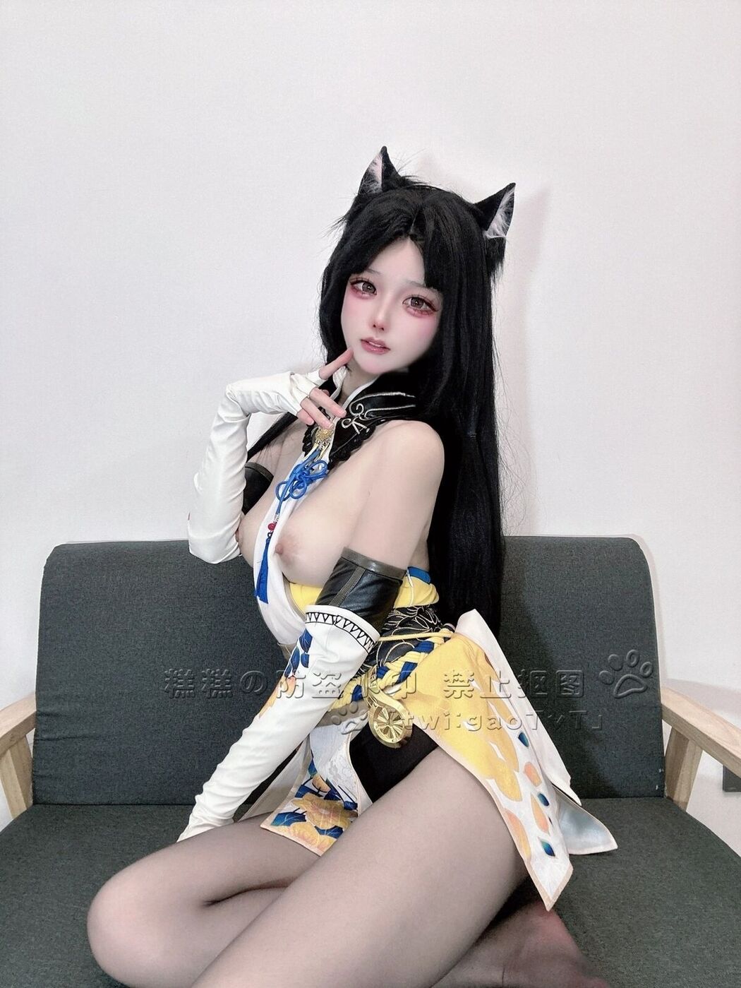 Coser@糕糕 – 萝莉体超级网红 福利视图集 Part03 (69P)