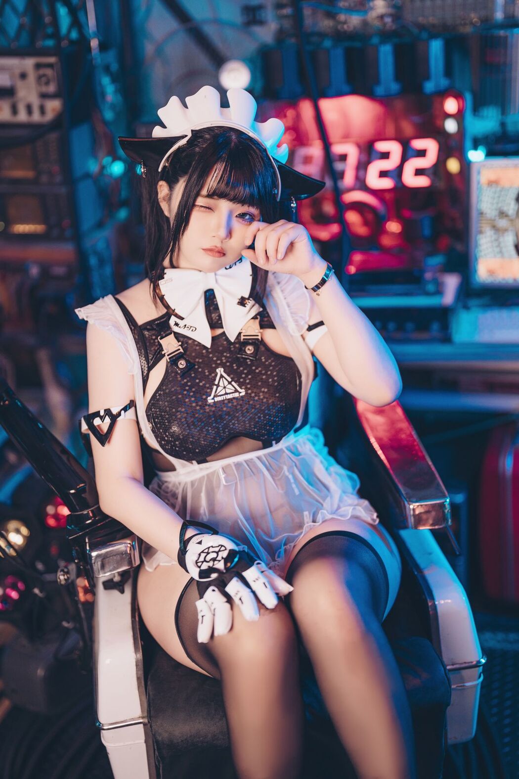 Coser@落落Raku &#8211; 8K 初音未来 FutureTone (52P)