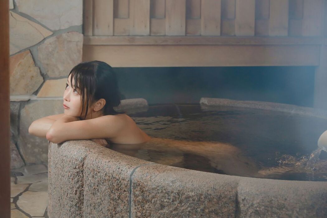 Coser@いくみ 193iKkyu3 &#8211; Ikumi いくみ Ikumi to Onsen いくみと温泉 Part4 (51P)