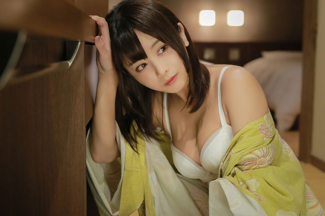 Coser@いくみ 193iKkyu3 &#8211; Ikumi いくみ Ikumi to Onsen いくみと温泉 Part4 (51P)