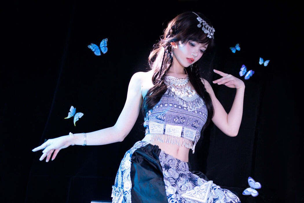 Coser@千反田鹿子 &#8211; 苗疆蓝蝶 (53P)