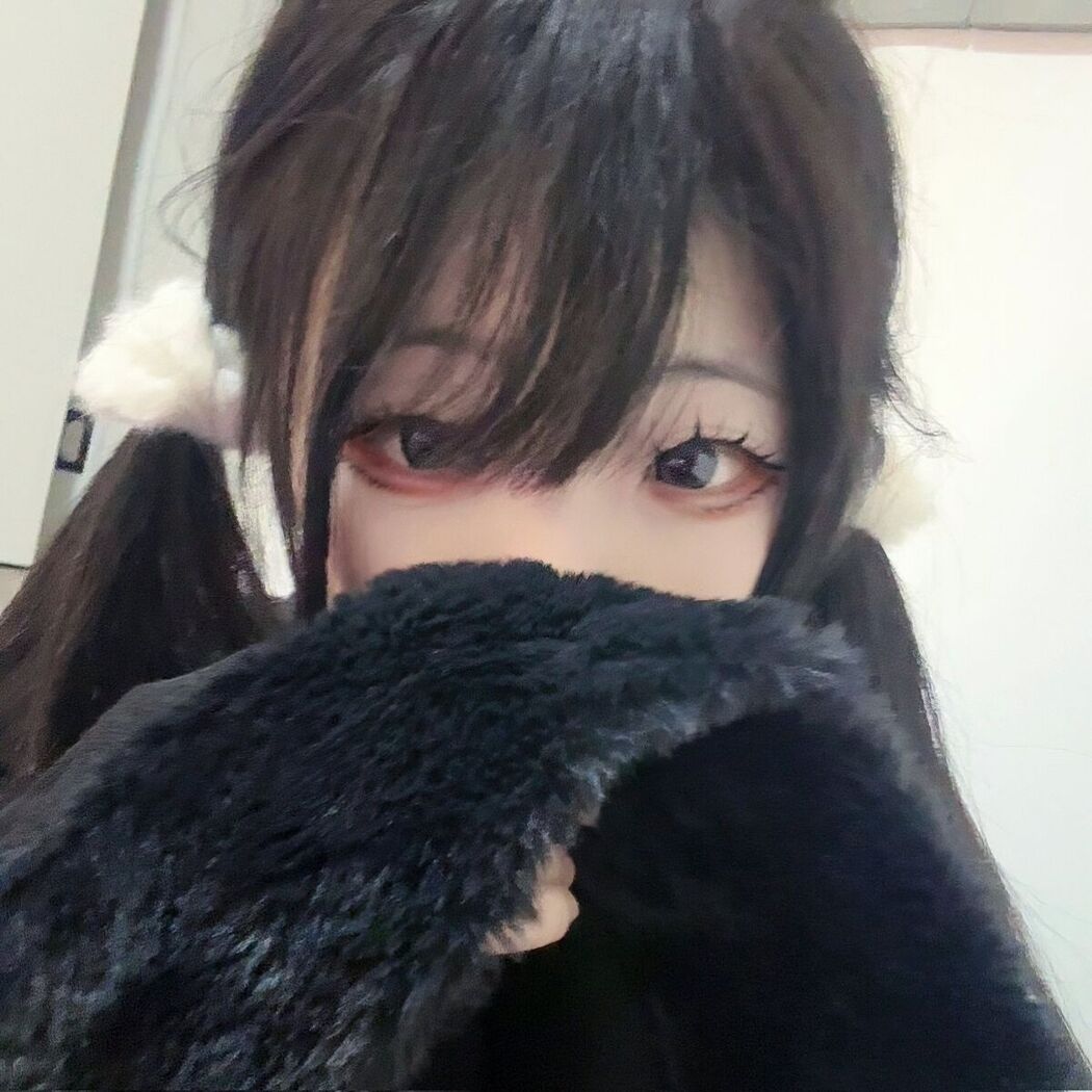 Coser@糕糕 &#8211; 萝莉体超级网红 福利视图集 Part05 (69P)