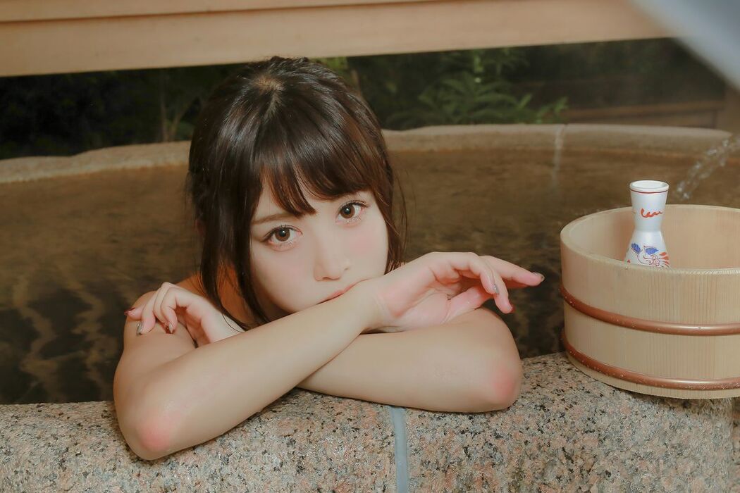 Coser@いくみ 193iKkyu3 &#8211; Ikumi いくみ Ikumi to Onsen いくみと温泉 Part4 (51P)