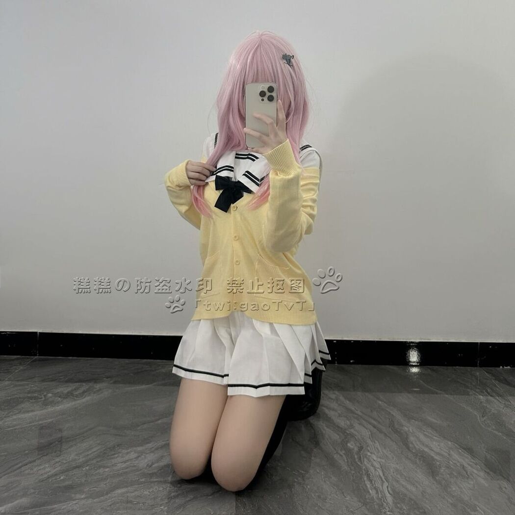Coser@糕糕 &#8211; 萝莉体超级网红 福利视图集 Part05 (69P)
