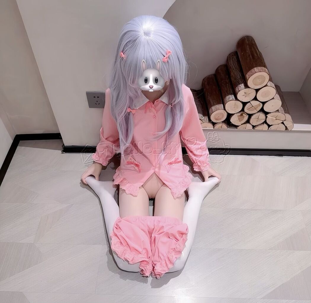 Coser@糕糕 &#8211; 萝莉体超级网红 福利视图集 Part01 (70P &#8211; 362V)