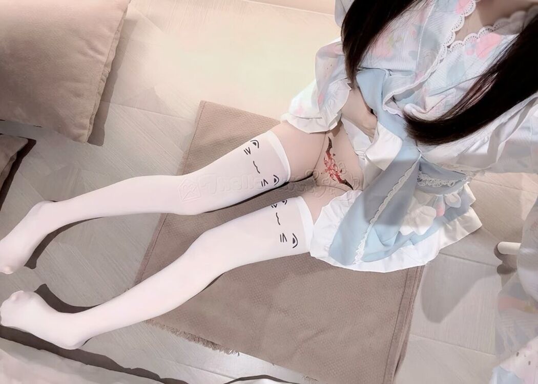 Coser@糕糕 &#8211; 萝莉体超级网红 福利视图集 Part05 (69P)