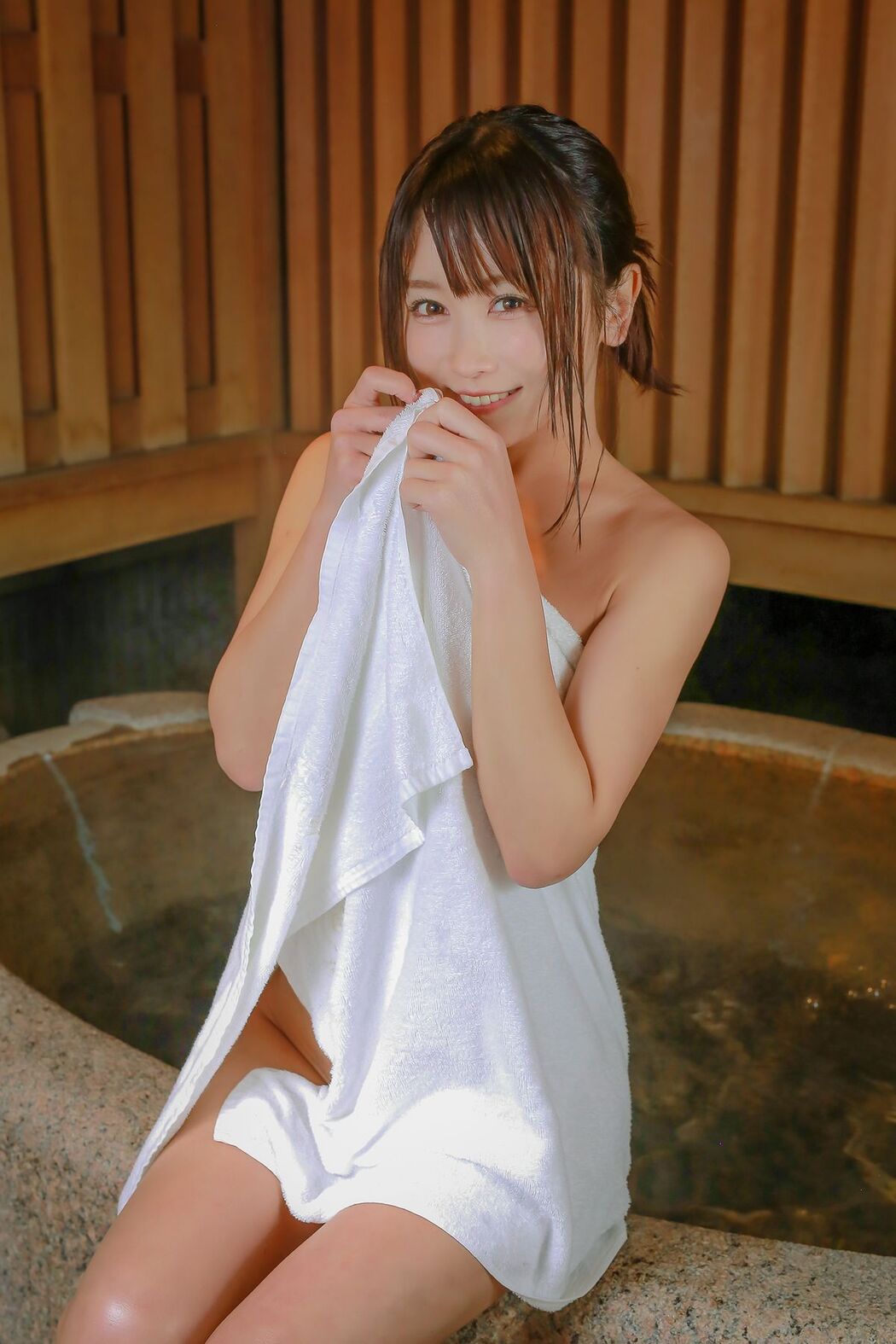 Coser@いくみ 193iKkyu3 &#8211; Ikumi いくみ Ikumi to Onsen いくみと温泉 Part4 (51P)