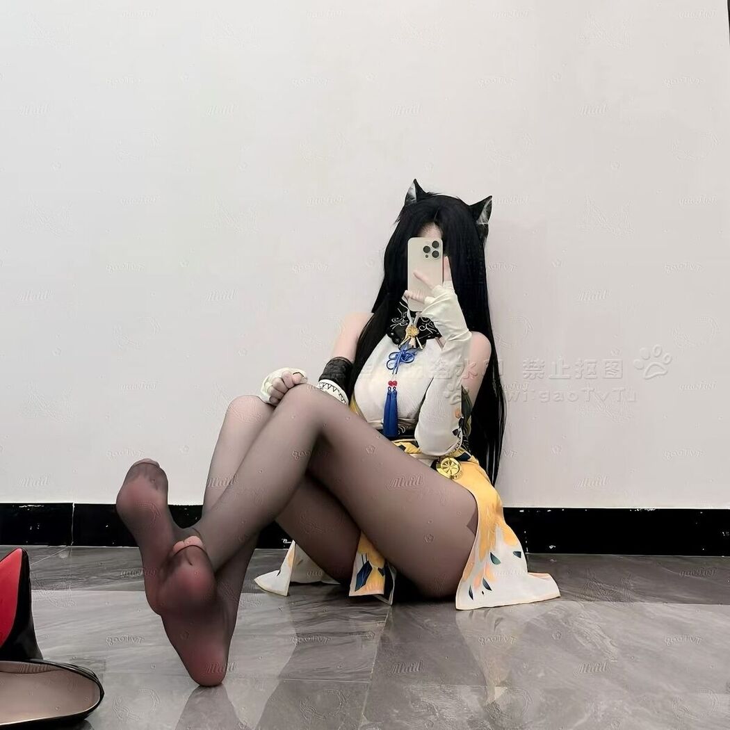 Coser@糕糕 – 萝莉体超级网红 福利视图集 Part03 (69P)