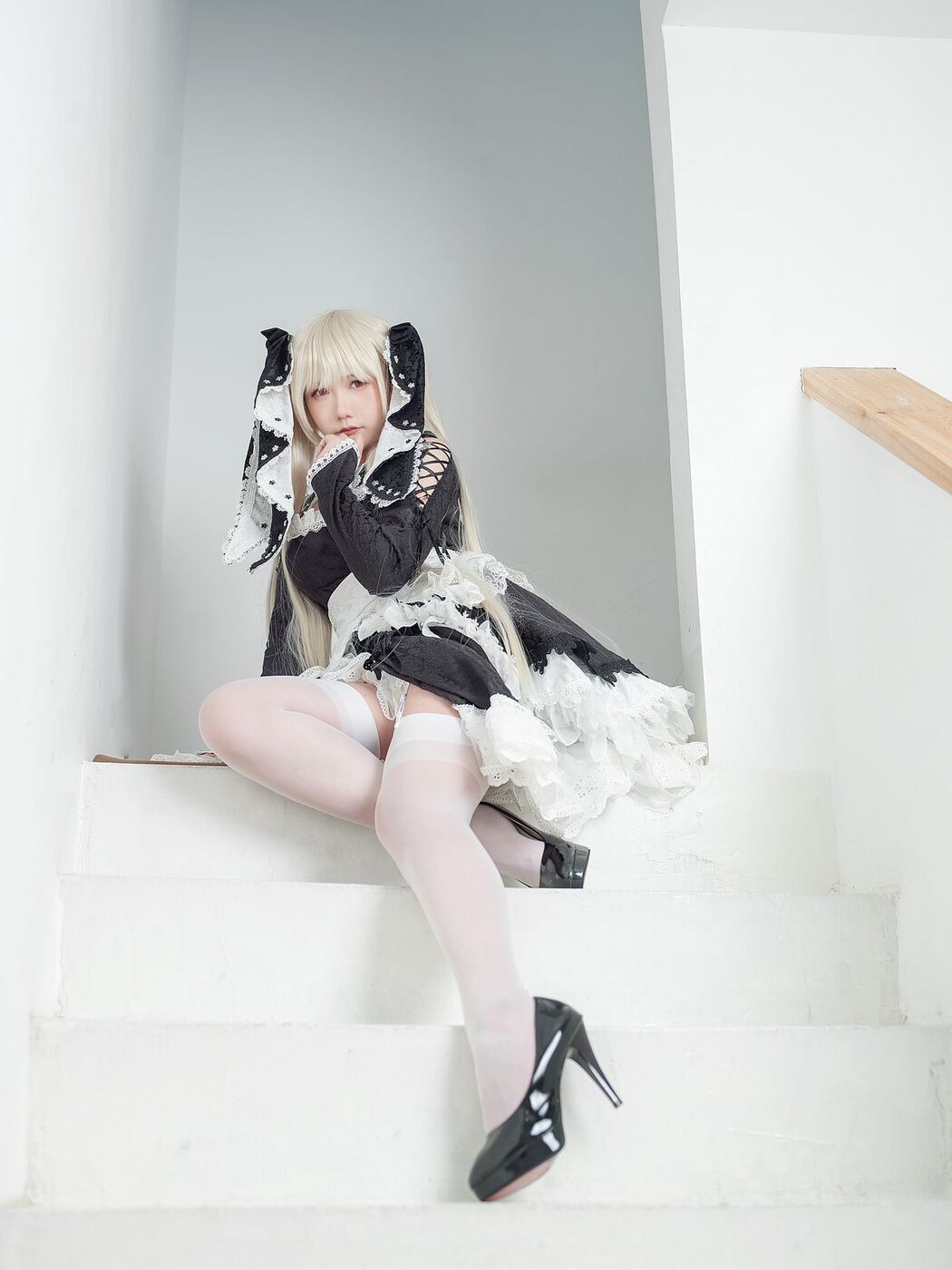 Coser@麻花麻花酱 – 可畏女仆 (16P)