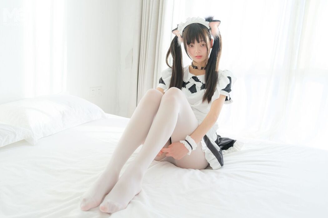 Coser@稚乖画册 – 赤西夜夜 – 女仆 (85P)
