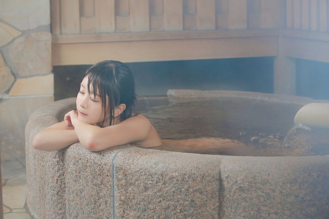 Coser@いくみ 193iKkyu3 &#8211; Ikumi いくみ Ikumi to Onsen いくみと温泉 Part4 (51P)