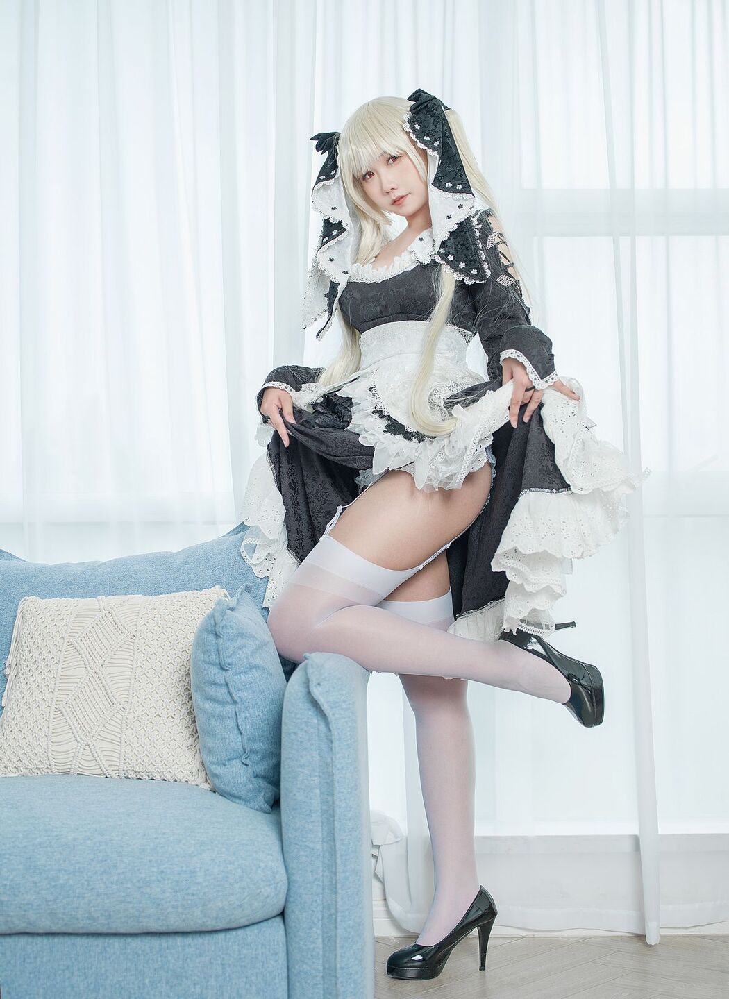 Coser@麻花麻花酱 – 可畏女仆 (16P)