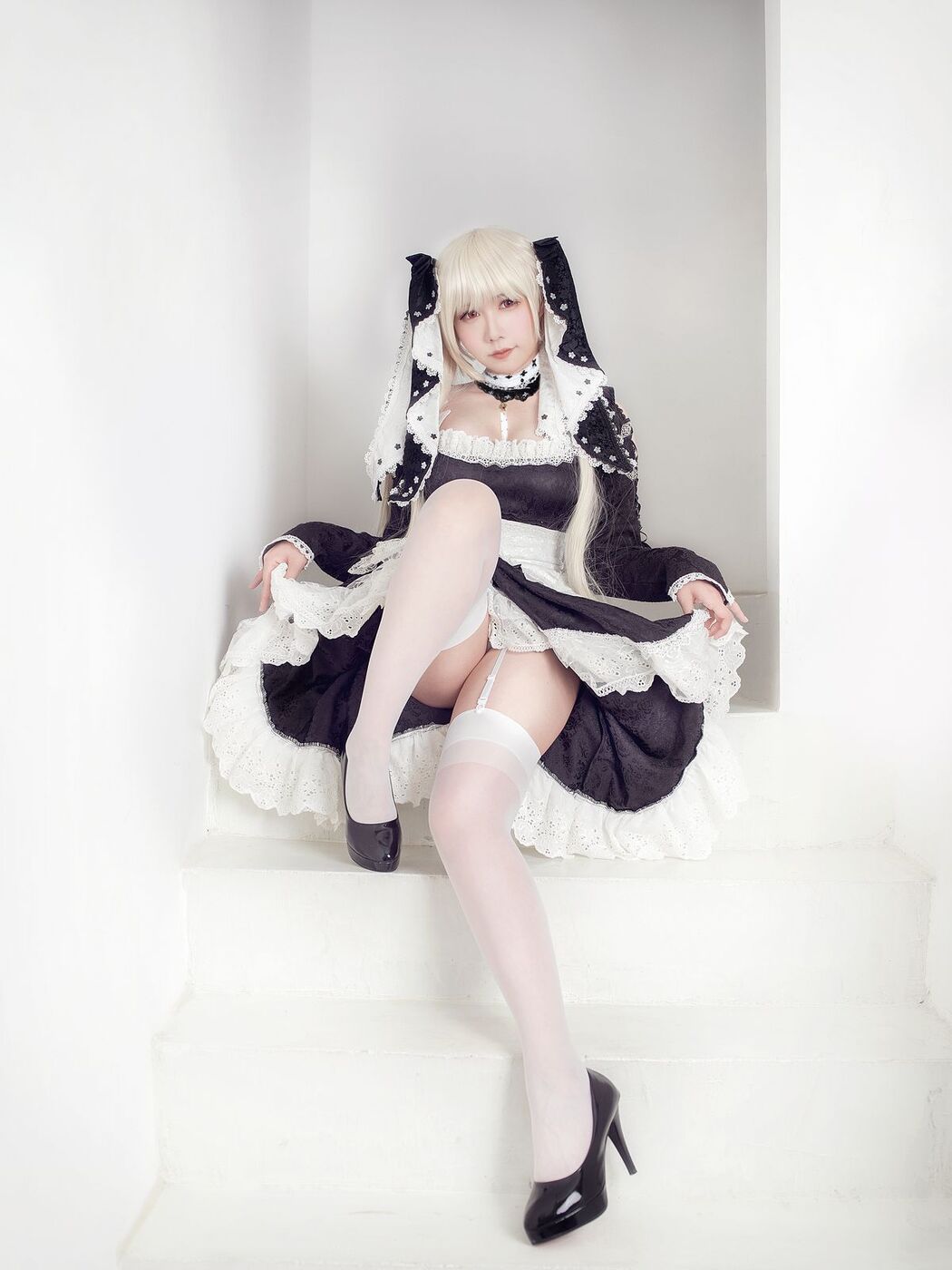 Coser@麻花麻花酱 – 可畏女仆 (16P)
