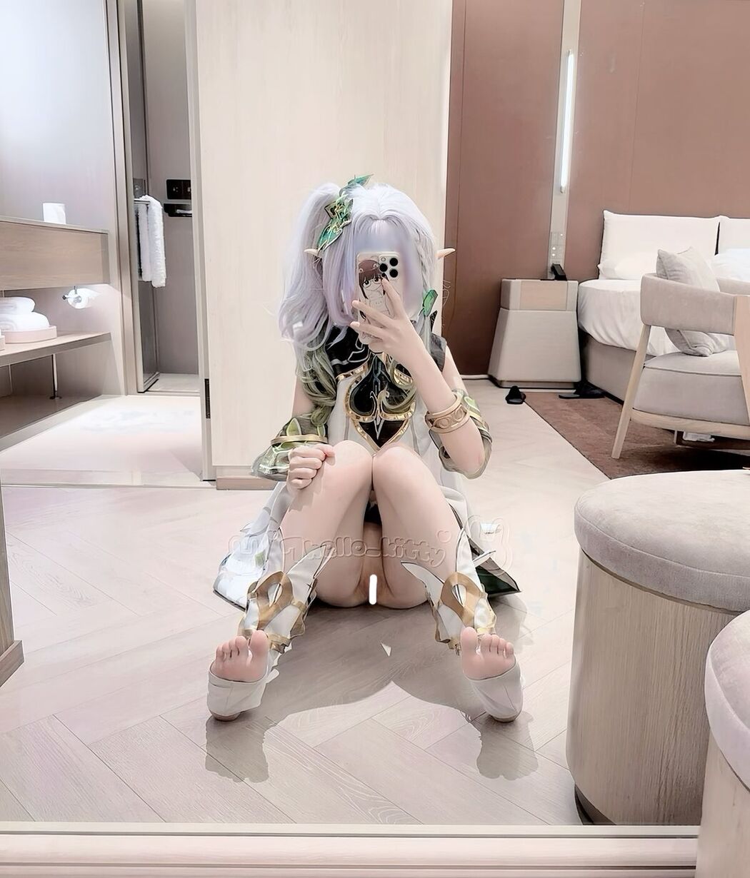 Coser@糕糕 &#8211; 萝莉体超级网红 福利视图集 Part01 (70P &#8211; 362V)