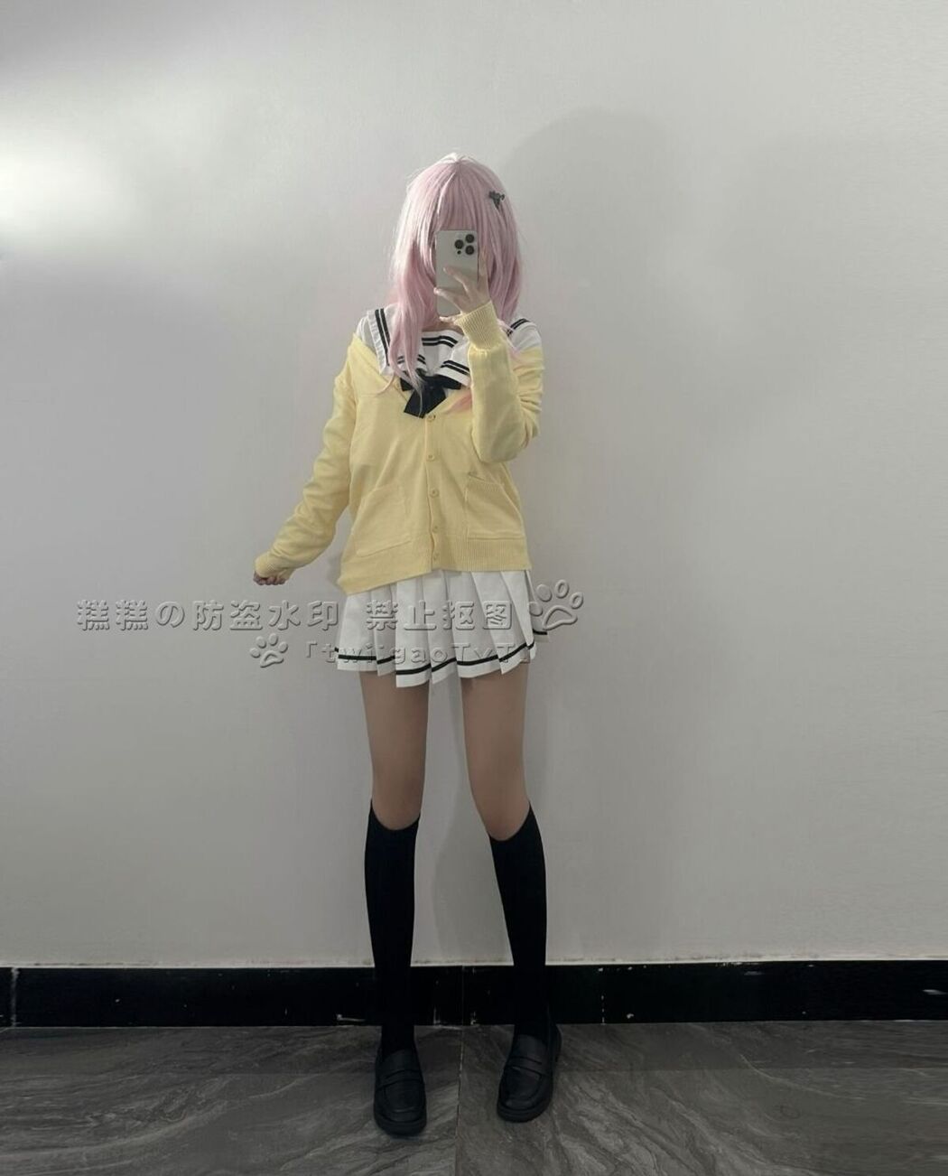 Coser@糕糕 &#8211; 萝莉体超级网红 福利视图集 Part05 (69P)