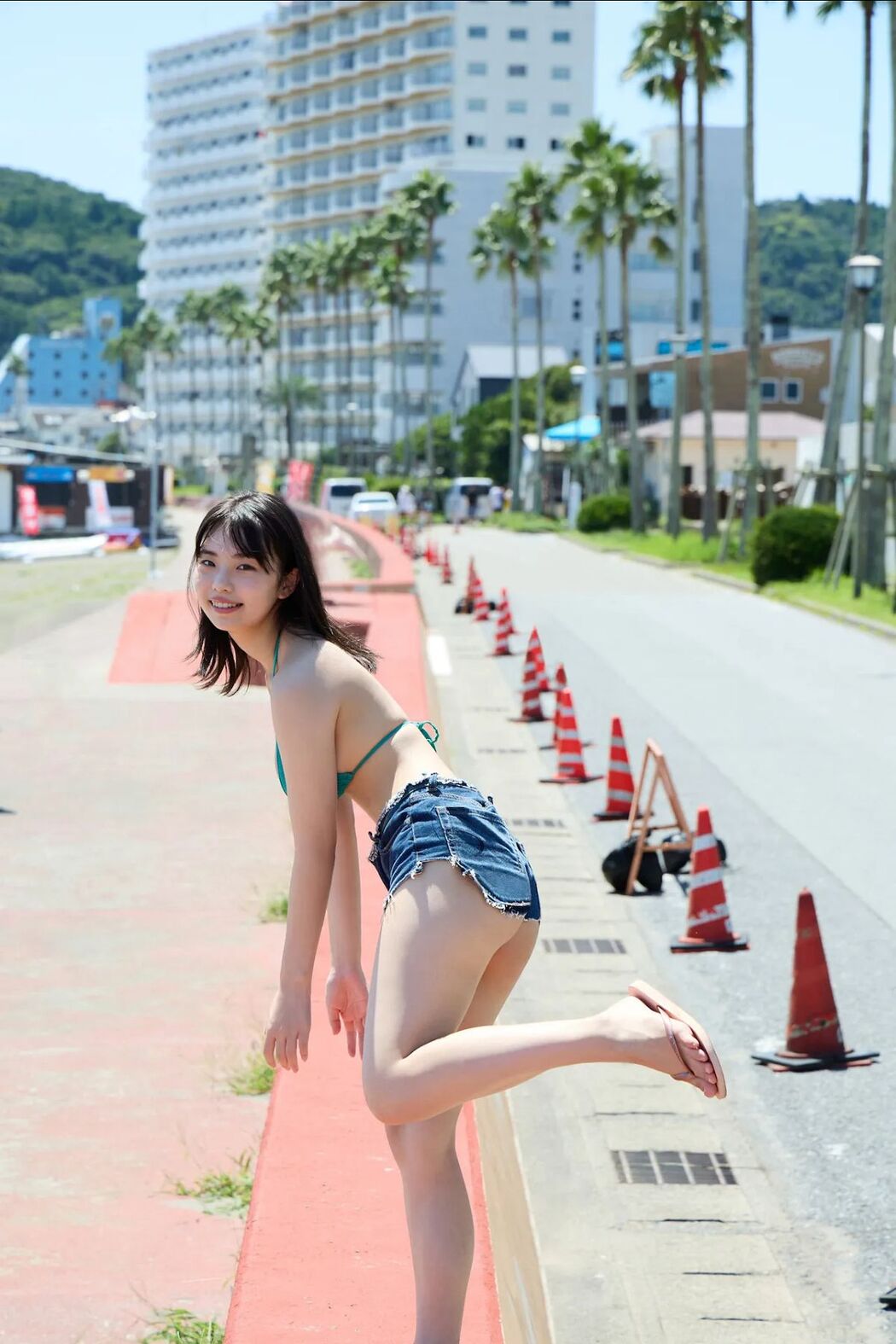 JP Kikuchi Hina 菊地姫奈 – 圧倒的ヒロイン Vol.1 (47P)