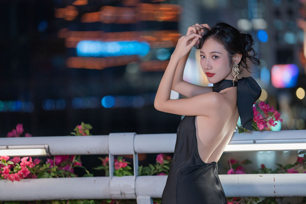 YiTuYu艺图语 Vol.8240 o1ne万 (22P)