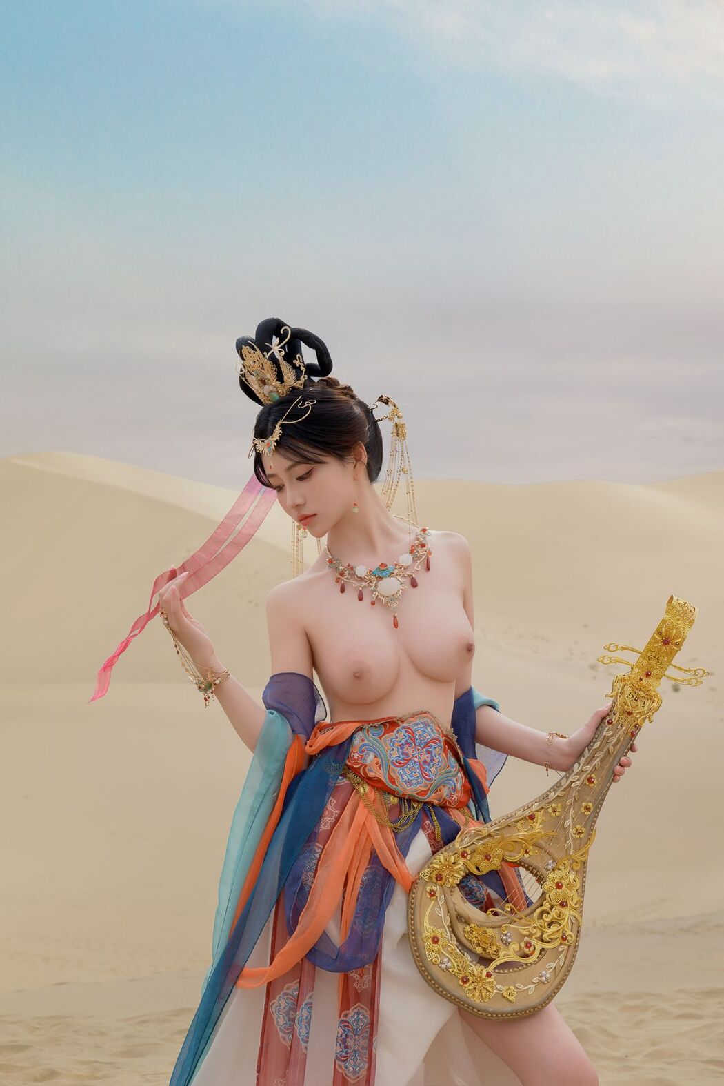 Coser@年年Nnian – 飞天 (64P)