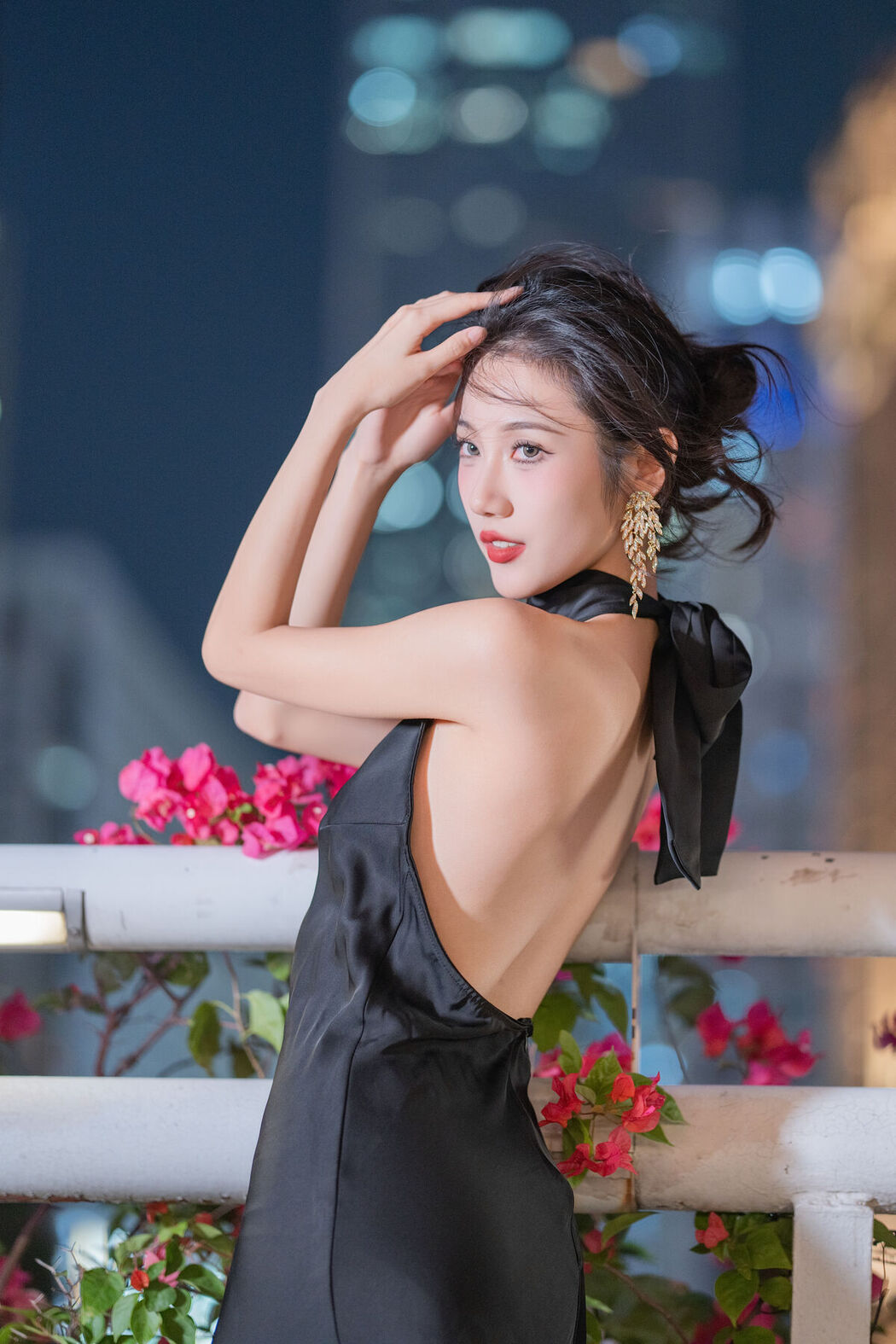 YiTuYu艺图语 Vol.8240 o1ne万 (22P)