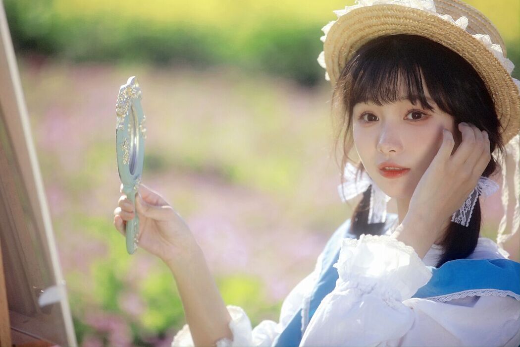 YiTuYu艺图语 Vol.8241 Rikarin_梨咔 (15P)