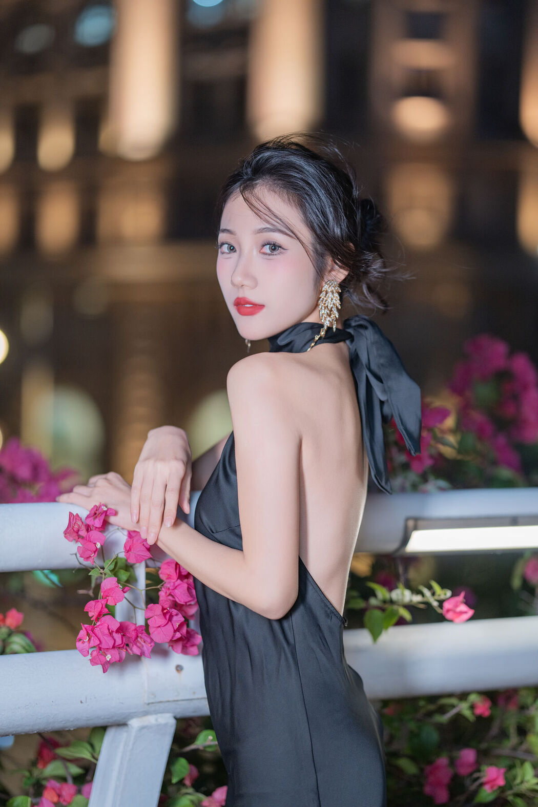 YiTuYu艺图语 Vol.8240 o1ne万 (22P)