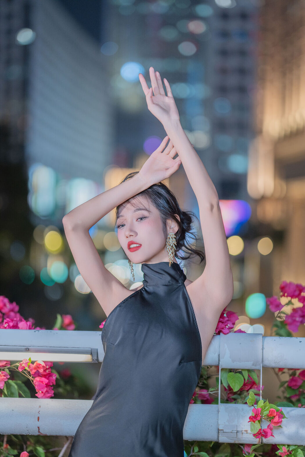 YiTuYu艺图语 Vol.8240 o1ne万 (22P)