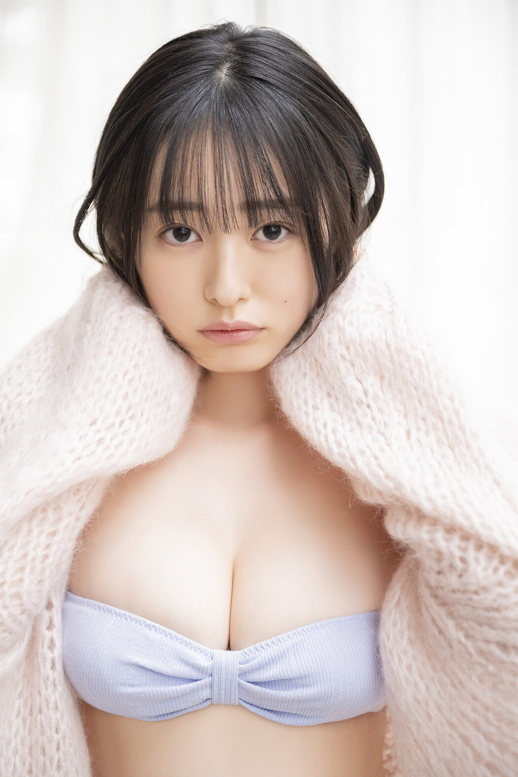 Miu Shirahama 白濱美兎, 漫画アクションデジタル写真集 「Pure White」 Set.01